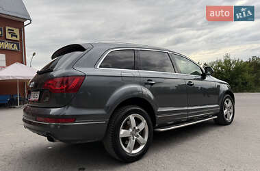Позашляховик / Кросовер Audi Q7 2013 в 