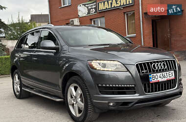 Позашляховик / Кросовер Audi Q7 2013 в 