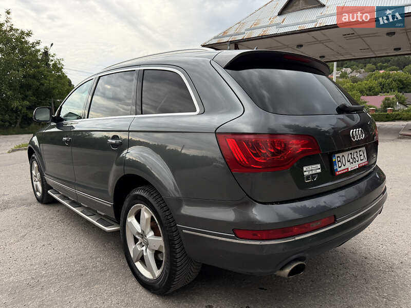 Внедорожник / Кроссовер Audi Q7 2013 в Кременце