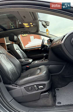 Позашляховик / Кросовер Audi Q7 2013 в 