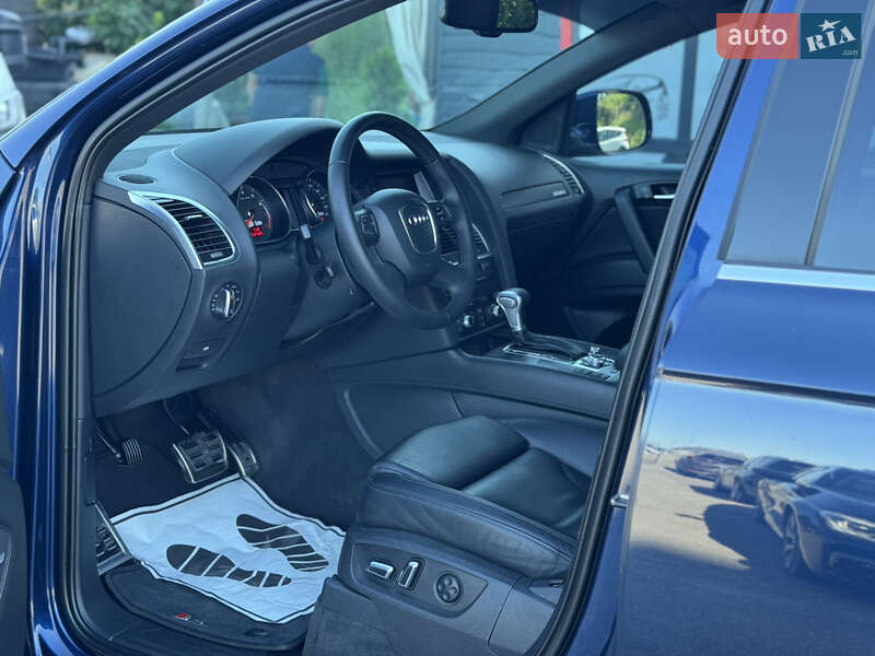 Позашляховик / Кросовер Audi Q7 2010 в Львові