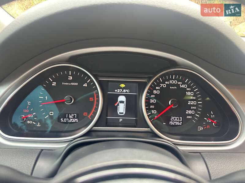 Позашляховик / Кросовер Audi Q7 2013 в Запоріжжі