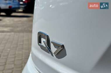 Внедорожник / Кроссовер Audi Q7 2017 в 