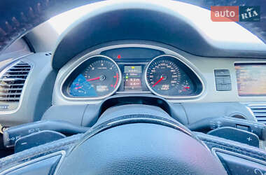 Внедорожник / Кроссовер Audi Q7 2014 в 