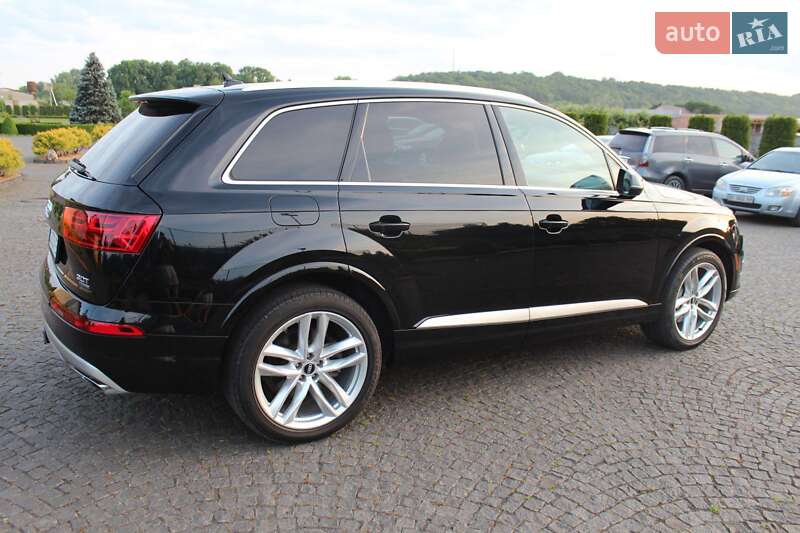 Внедорожник / Кроссовер Audi Q7 2016 в Жовкве