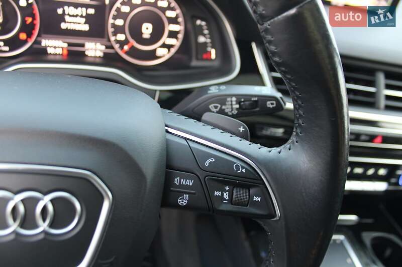 Внедорожник / Кроссовер Audi Q7 2016 в Жовкве
