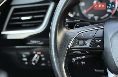 Позашляховик / Кросовер Audi Q7 2016 в 