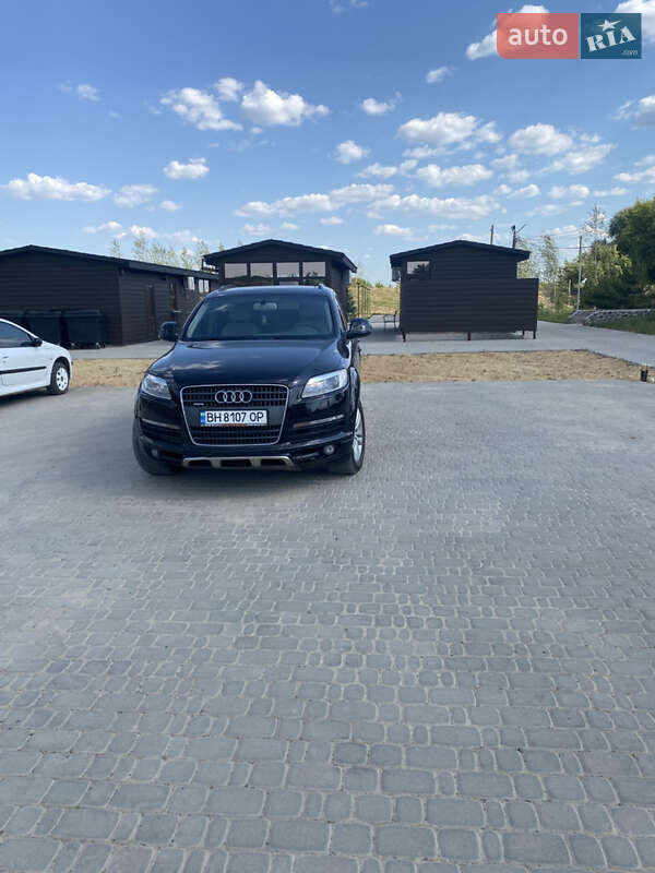 Внедорожник / Кроссовер Audi Q7 2006 в Тростянце