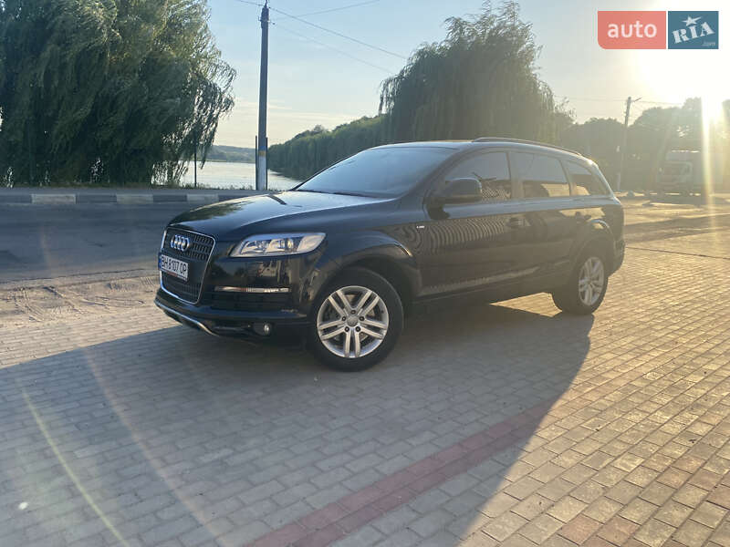 Внедорожник / Кроссовер Audi Q7 2006 в Тростянце