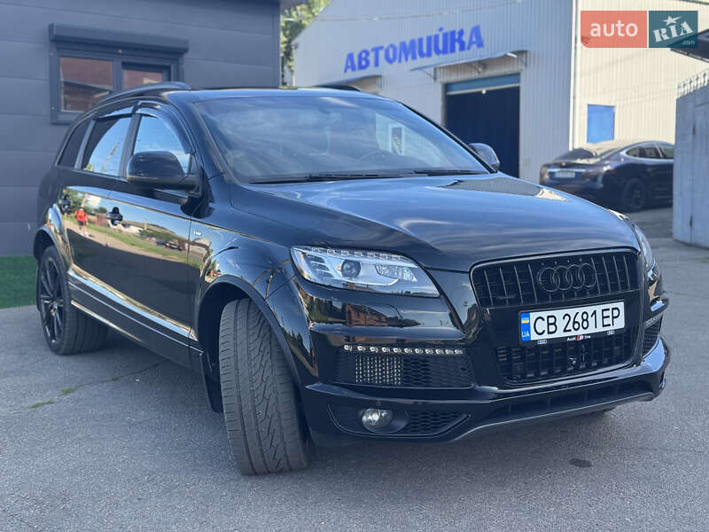Внедорожник / Кроссовер Audi Q7 2015 в Прилуках