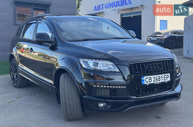 Внедорожник / Кроссовер Audi Q7 2015 в 