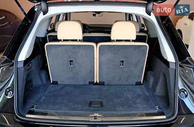 Внедорожник / Кроссовер Audi Q7 2021 в 