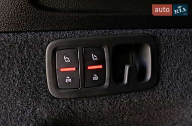 Внедорожник / Кроссовер Audi Q7 2021 в 