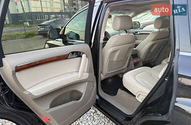 Внедорожник / Кроссовер Audi Q7 2015 в 