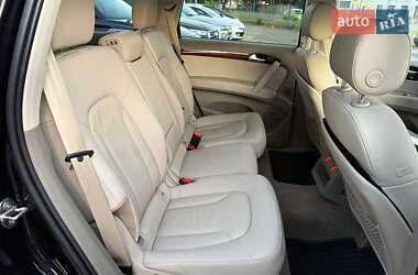 Внедорожник / Кроссовер Audi Q7 2015 в 