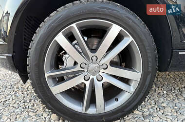 Внедорожник / Кроссовер Audi Q7 2015 в 