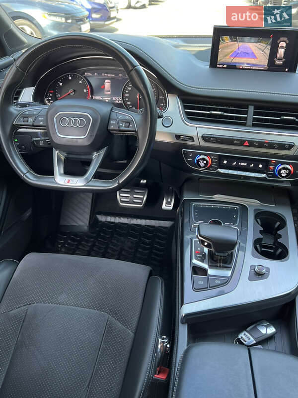 Позашляховик / Кросовер Audi Q7 2016 в Одесі