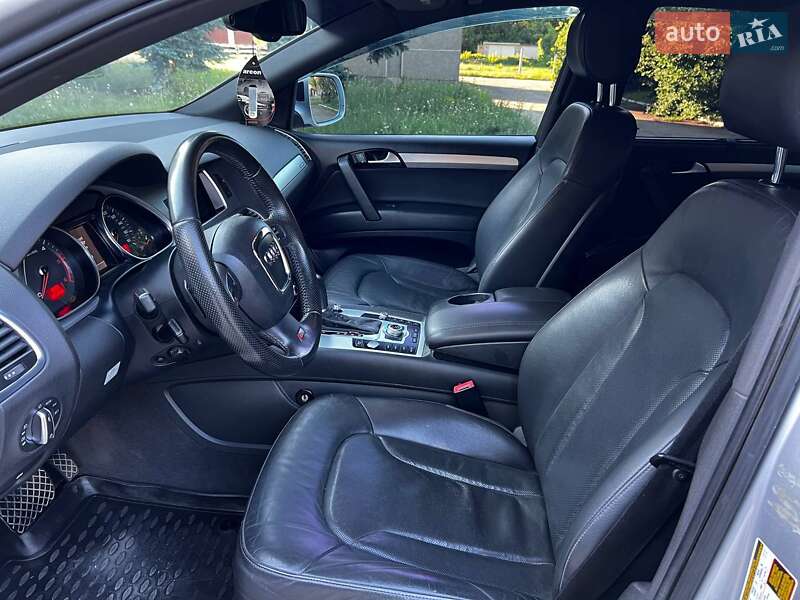 Позашляховик / Кросовер Audi Q7 2010 в Лисянці