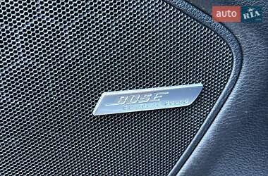 Позашляховик / Кросовер Audi Q7 2010 в 