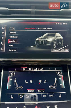 Позашляховик / Кросовер Audi Q7 2020 в 