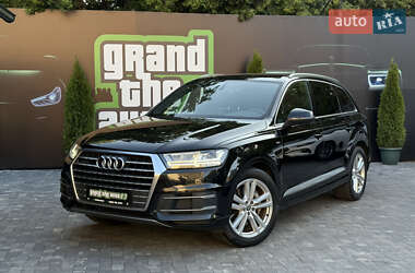 Внедорожник / Кроссовер Audi Q7 2016 в 