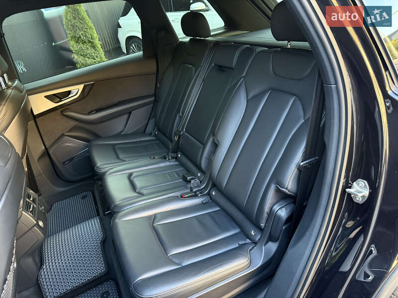 Внедорожник / Кроссовер Audi Q7 2016 в Киеве фото 45 Внедорожник / Кроссовер Audi Q7 2016 в Киеве