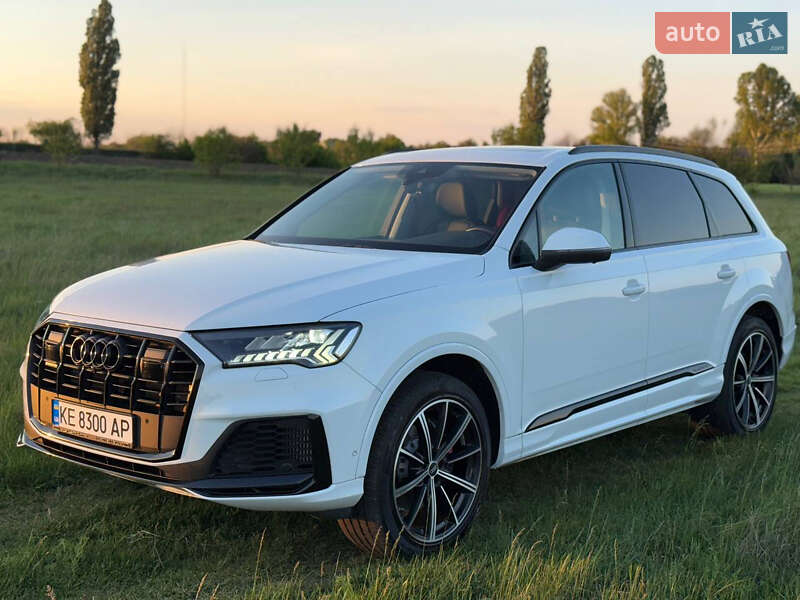 Внедорожник / Кроссовер Audi Q7 2022 в Киеве