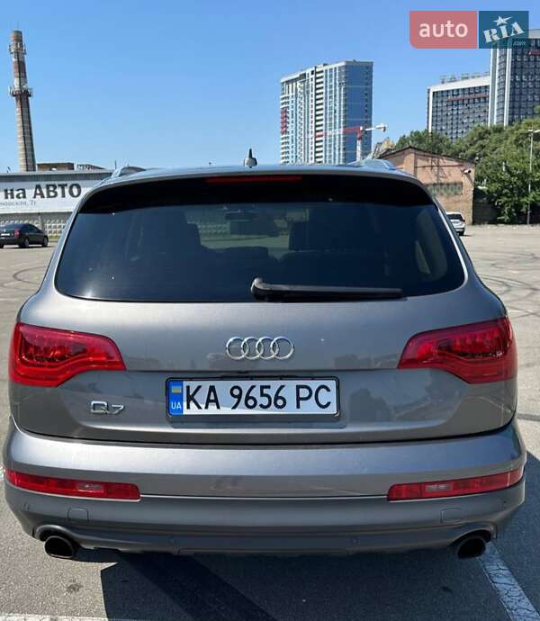 Внедорожник / Кроссовер Audi Q7 2012 в Киеве