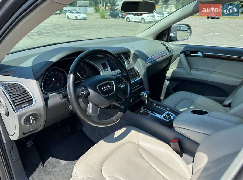 Внедорожник / Кроссовер Audi Q7 2012 в Киеве