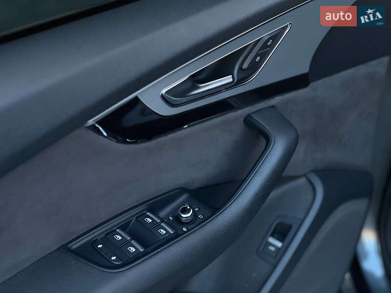 Позашляховик / Кросовер Audi Q7 2016 в Тернополі