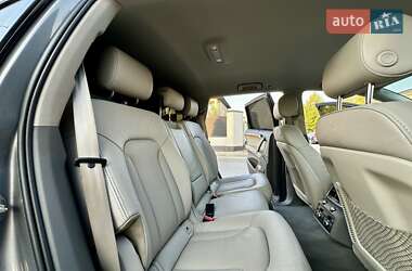 Внедорожник / Кроссовер Audi Q7 2011 в 