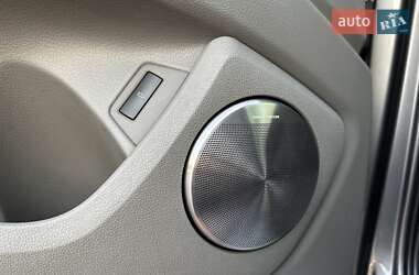 Внедорожник / Кроссовер Audi Q7 2011 в 