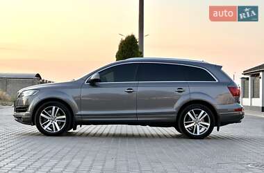 Внедорожник / Кроссовер Audi Q7 2011 в 