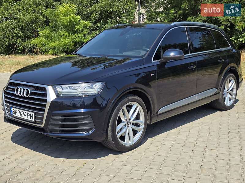 Внедорожник / Кроссовер Audi Q7 2016 в Одессе