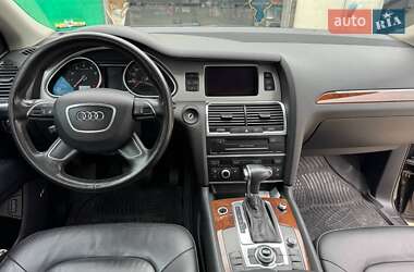 Внедорожник / Кроссовер Audi Q7 2012 в 