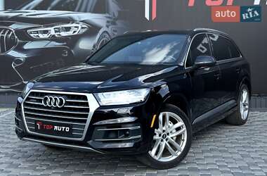 Внедорожник / Кроссовер Audi Q7 2017 в 