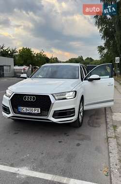 Внедорожник / Кроссовер Audi Q7 2019 в 