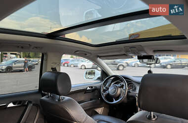 Внедорожник / Кроссовер Audi Q7 2012 в 