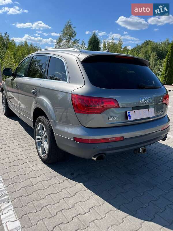 Внедорожник / Кроссовер Audi Q7 2014 в Житомире