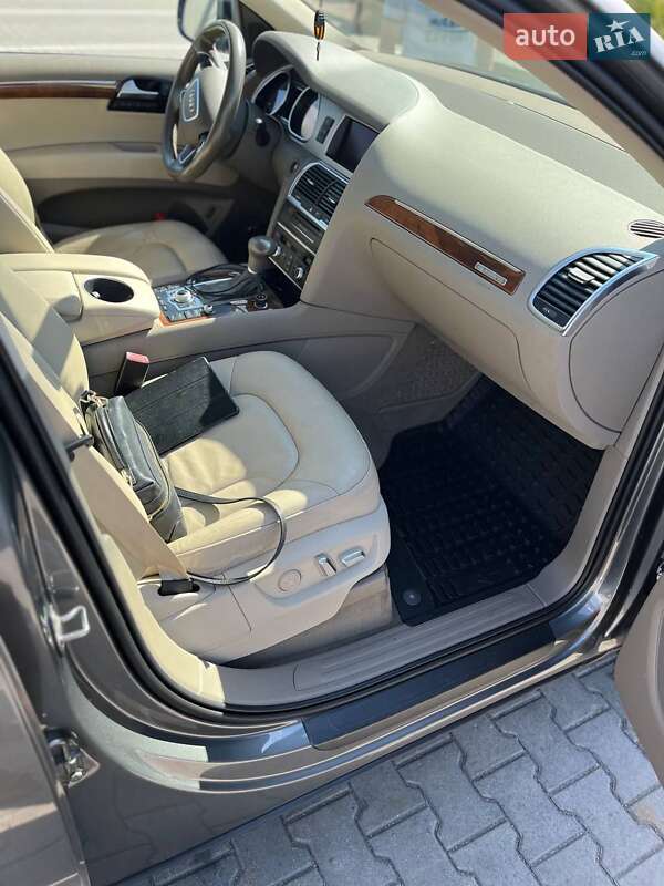 Внедорожник / Кроссовер Audi Q7 2014 в Житомире