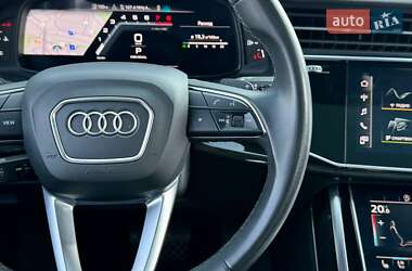 Внедорожник / Кроссовер Audi Q7 2021 в 