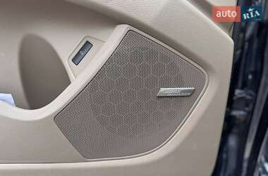 Позашляховик / Кросовер Audi Q7 2010 в 