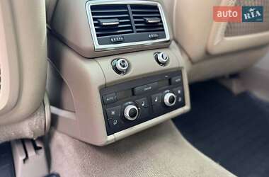 Позашляховик / Кросовер Audi Q7 2010 в 