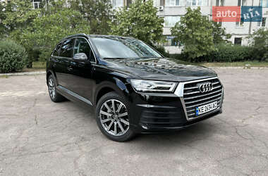 Внедорожник / Кроссовер Audi Q7 2018 в 