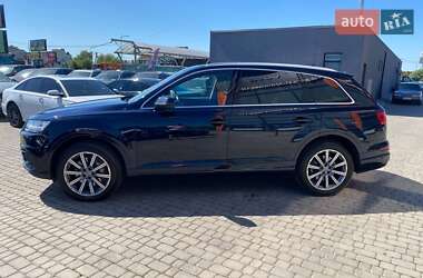 Внедорожник / Кроссовер Audi Q7 2017 в 