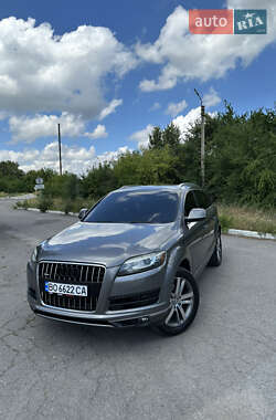 Внедорожник / Кроссовер Audi Q7 2011 в 