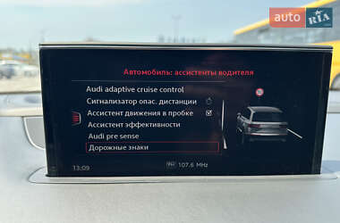 Позашляховик / Кросовер Audi Q7 2018 в 