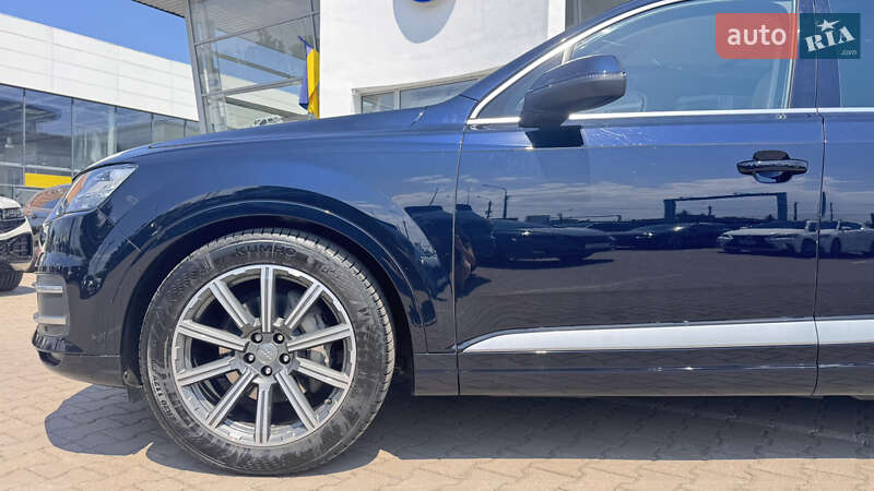 Внедорожник / Кроссовер Audi Q7 2017 в Ивано-Франковске