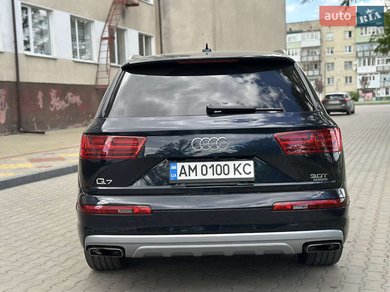 Позашляховик / Кросовер Audi Q7 2016 в Звягелі