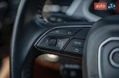 Позашляховик / Кросовер Audi Q7 2017 в 
